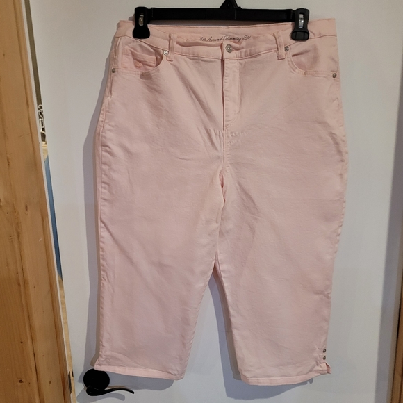 Gloria Vanderbilt Pants & Jumpsuits Gloria Vanderbilt All Around